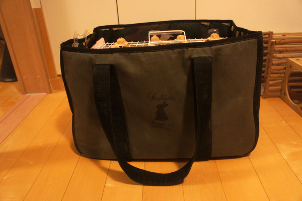 チンチラのティモのキャリーバック 小岩ペットさんのオリジナル